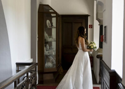 Einer romantische Hochzeit auf Schloss Saareck in Mettlach - Karin Trinh Fotografie