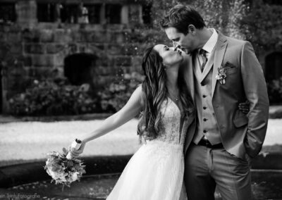 Einer romantische Hochzeit auf Schloss Saareck in Mettlach - Karin Trinh Fotografie