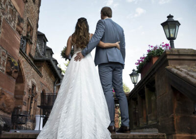 Einer romantische Hochzeit auf Schloss Saareck in Mettlach - Karin Trinh Fotografie