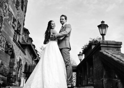 Einer romantische Hochzeit auf Schloss Saareck in Mettlach - Karin Trinh Fotografie